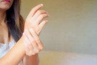 ورزش برای تاندون مچ دست با ۱۲ تمرین عالی و کم فشار