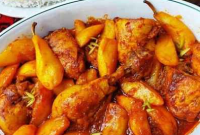 طرز تهیه خورش گلابی خوشمزه و متفاوت برای سفره های ایرانی