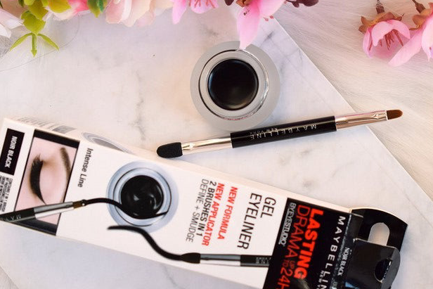 آموزش میکاپ چشم ساده آموزش میکاپ چشم ساده