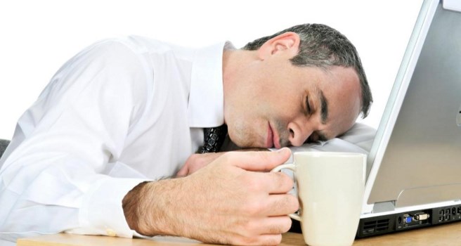 چرا احساس کم انرژی و بی حالی میکنم؟ چرا احساس کم انرژی و بی حالی میکنم؟