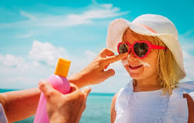 راههای فوری برای درمان آفتابسوختگی صورت راههای فوری برای درمان آفتابسوختگی صورت