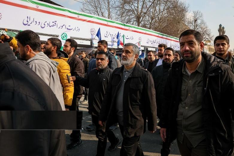 گزارش تصویری چهل و ششمین راهپیمایی ۲۲ بهمن در تهران (عکس) گزارش تصویری چهل و ششمین راهپیمایی ۲۲ بهمن در تهران (عکس)