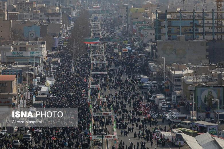 گزارش تصویری چهل و ششمین راهپیمایی ۲۲ بهمن در تهران (عکس) گزارش تصویری چهل و ششمین راهپیمایی ۲۲ بهمن در تهران (عکس)