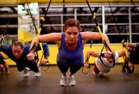 تی آر ایکس؛ بررسی فواید و نکات منفی ورزش تعلیقی