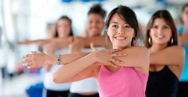 نرمش‌های گردن برای کاهش درد شانه و گردن