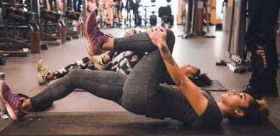 راهنمای تمرینات ورزشی برای تقویت زانو و پیشگیری از آسیب