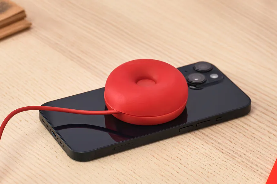 IKEA شارژر وایرلس با طراحی جذاب «دونات» معرفی کرد