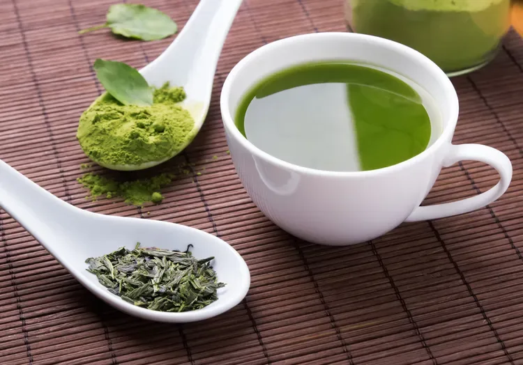 بهترین نوشیدنی برای سلامت مفاصل؛ معجزه چای سبز بر اساس داده‌های علمی