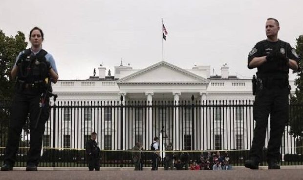 دو نظرسنجی در آمریکا نشان‌دهنده نگرانی عمومی از فساد در این کشور است